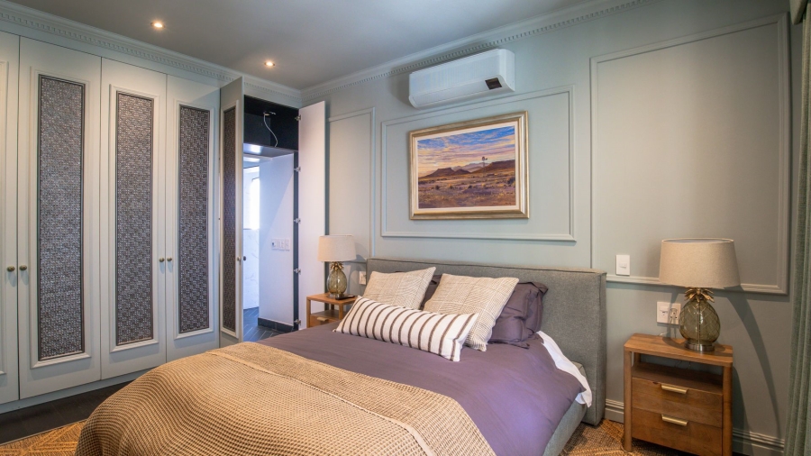 To Let 5 Bedroom Property for Rent in Three Anchor Bay Western Cape